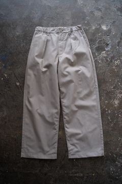 【ラスト1点】【25SS】キュプラ混ツイルインタックイージーパンツ(GREIGE)