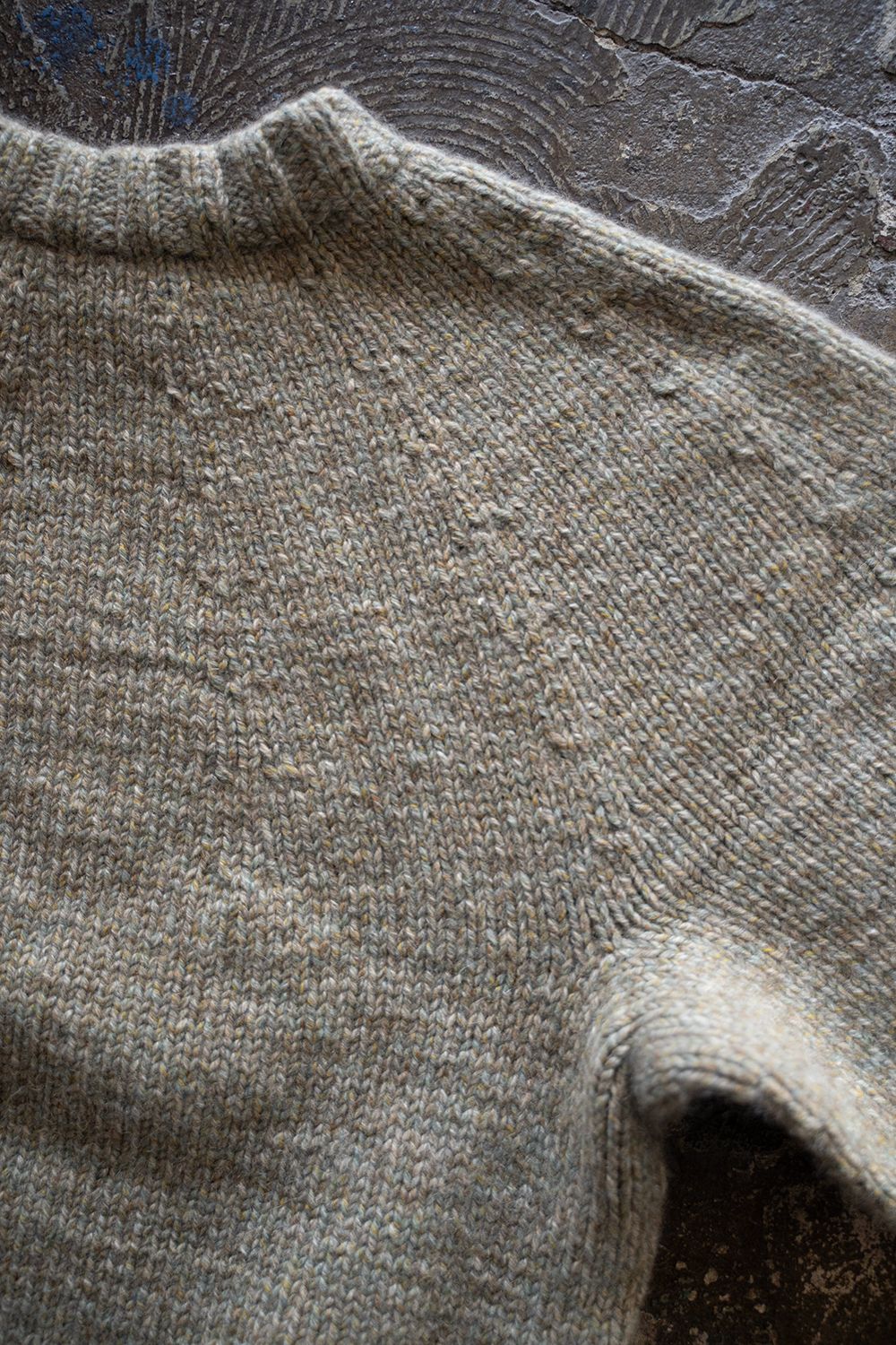 yak/lambs multi ply HAND KNITTING yoke top crew neck sweater(FOG)