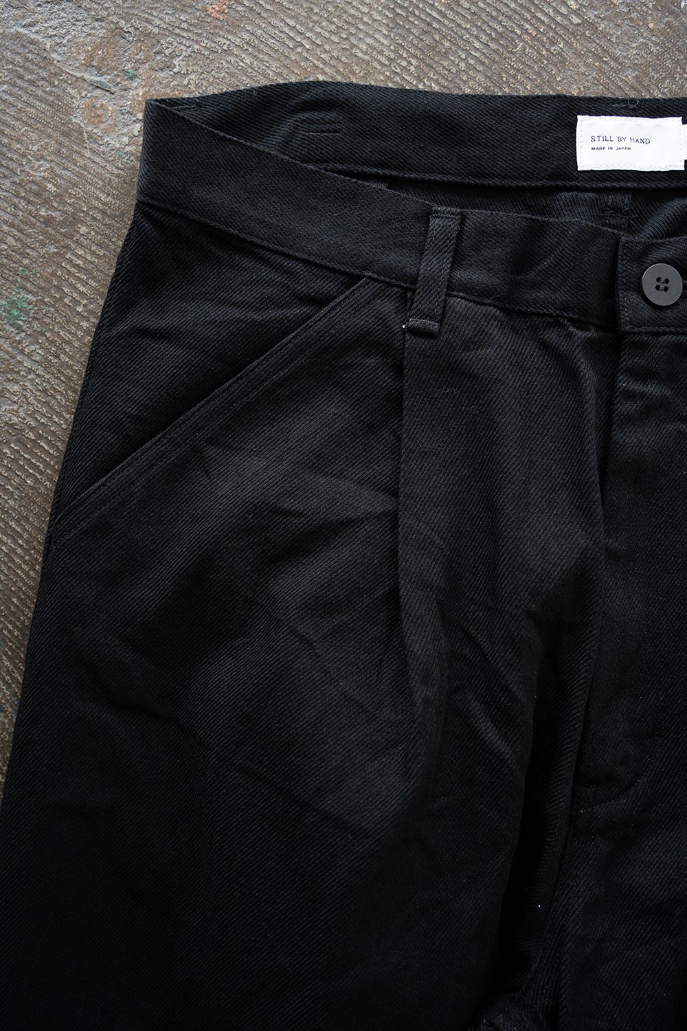 【26AW】12ozデニムディープタックパンツ(BLACK)