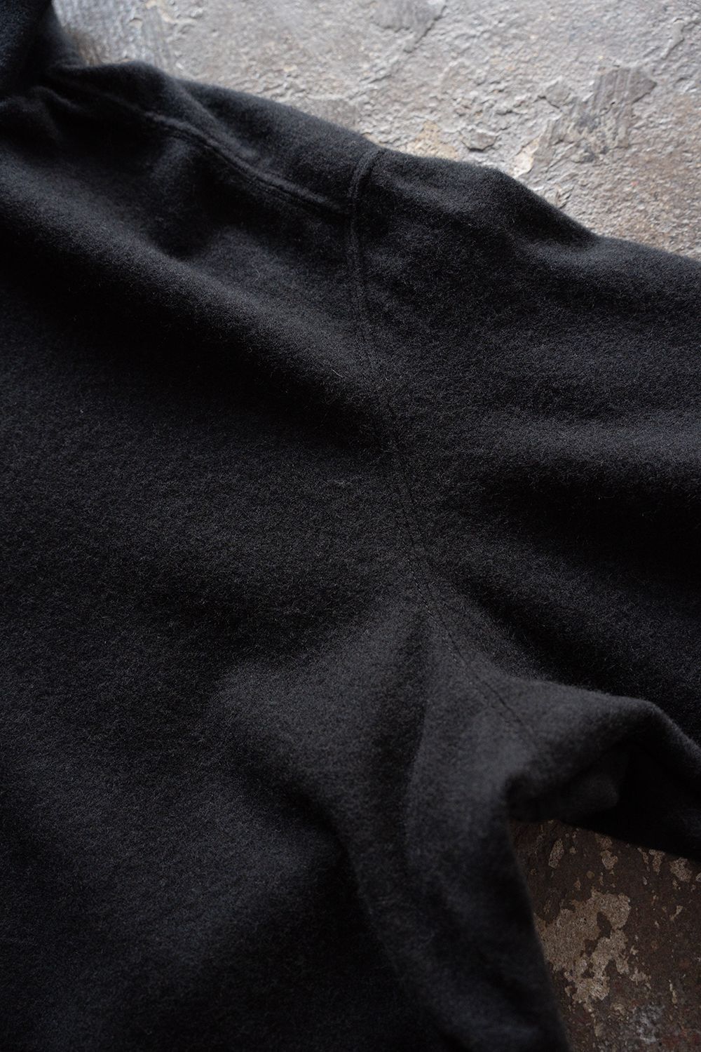 【26AW】カシミア混ジップブルゾン(BLACK)