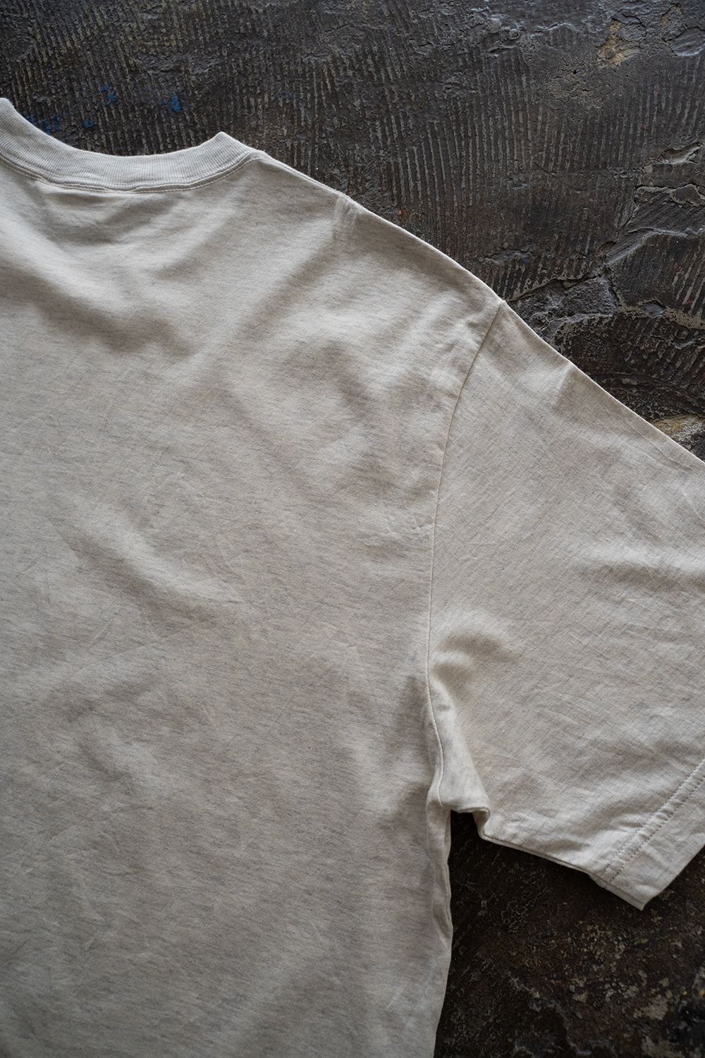 【ラスト1点】【25SS】グラフィックTシャツ(OATMEAL)