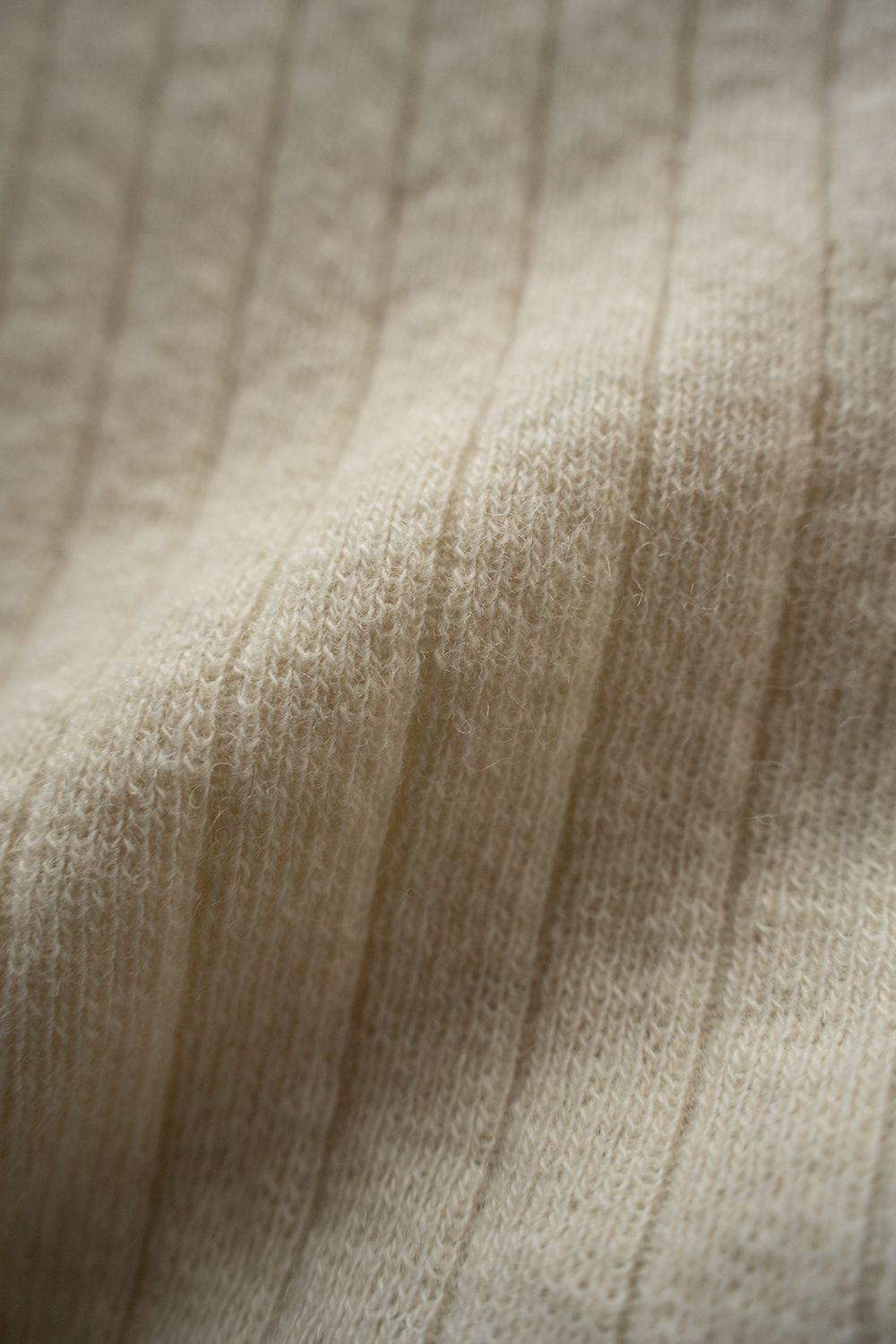 Hard twisted Shetlandwool RIB saddle shoulder crew neck sweater(WHITE)