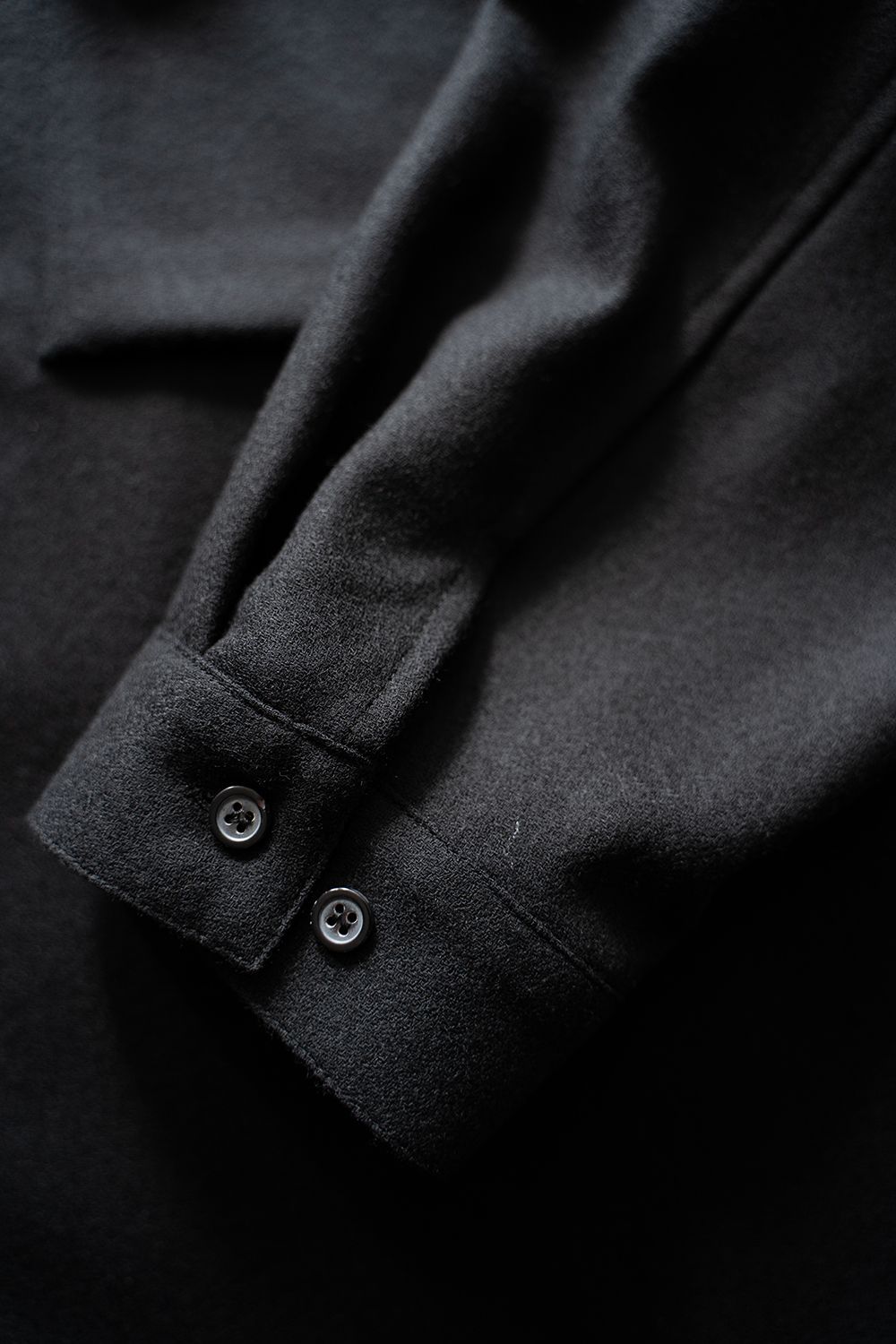 【25AW】ウールアムンゼンシャツ(BLACK)