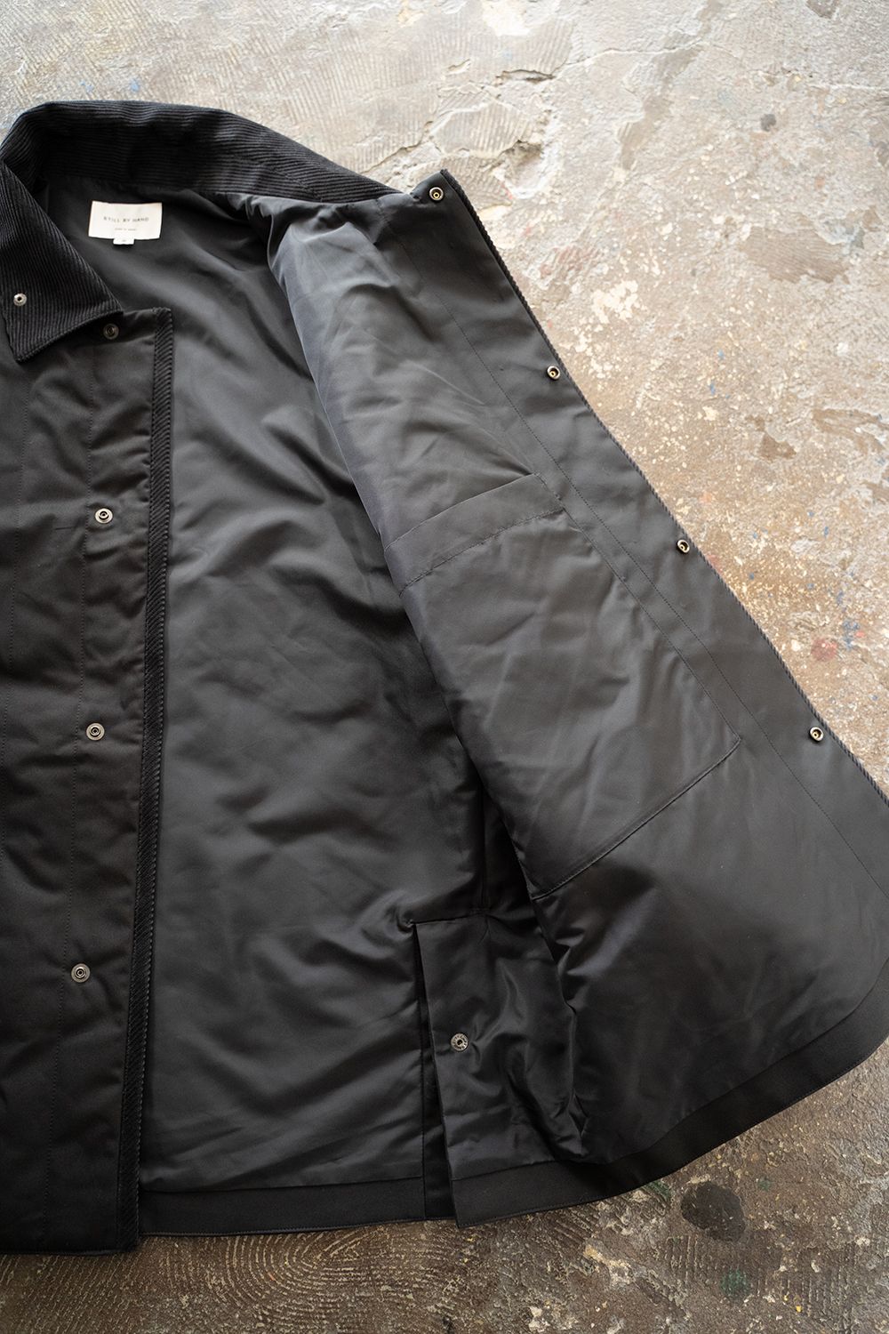 【25AW】コーデュロイ切り替えシンサレートキルティングブルゾン(BLACK)