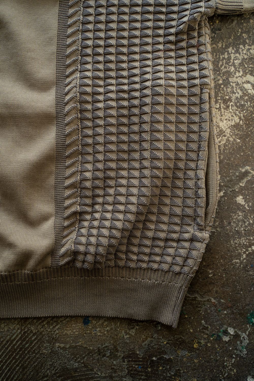 【ラスト1点】【25AW】Hakuhyo Zip Cardigan(BEIGE)