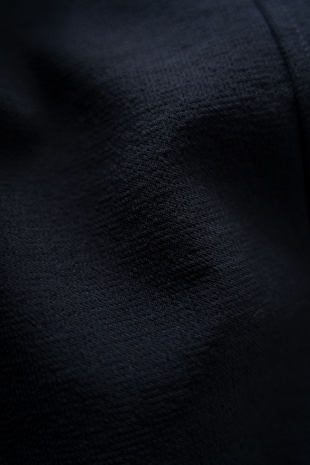 【26SS】ディープタックポリエステルワイドテーパードパンツ(DARK NAVY)