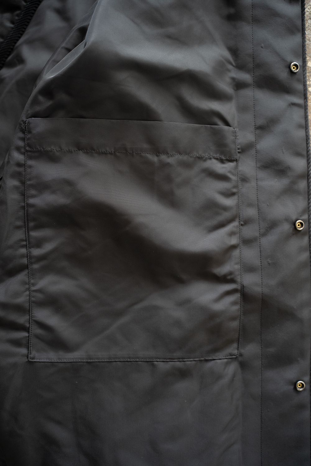 【25AW】コーデュロイ切り替えシンサレートキルティングブルゾン(BLACK)