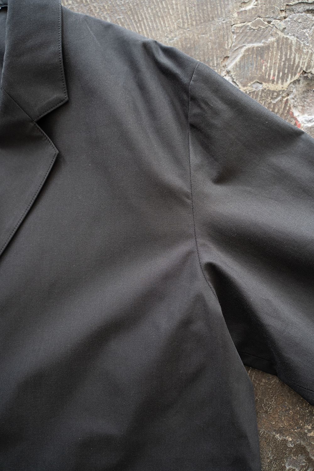 【ラスト1点】【25SS】キュプラ混ツイルダブルジャケット(CHARCOAL)