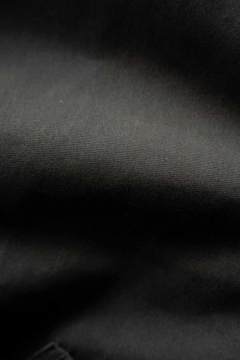 【26AW】シンサレートフーデッドブルゾン(CHARCOAL)