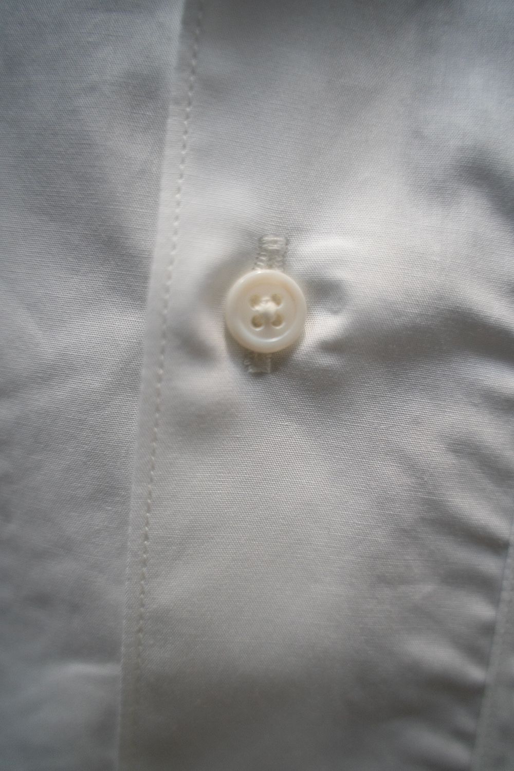 【25AW】ブロードレギュラーカラーシャツ(WHITE)