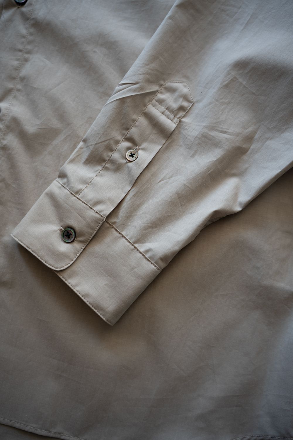 【25AW】コットンラグランスリーブシャツ(BEIGE)
