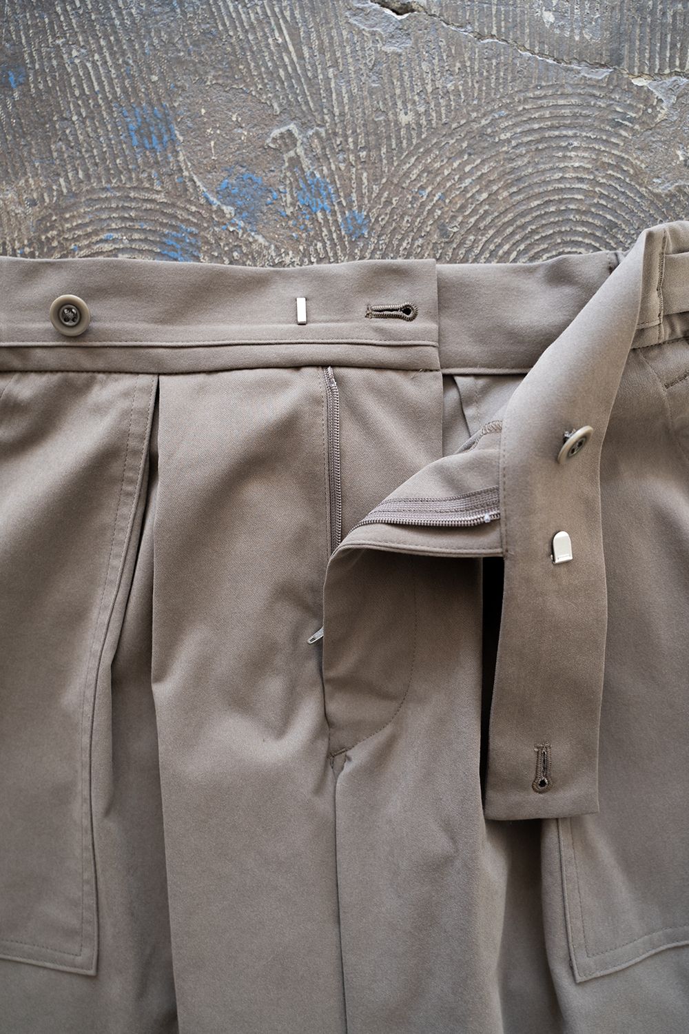 【ラスト1点】【22AW】2-Tack Baker Pants/2タックベイカーパンツ(GREIGE)