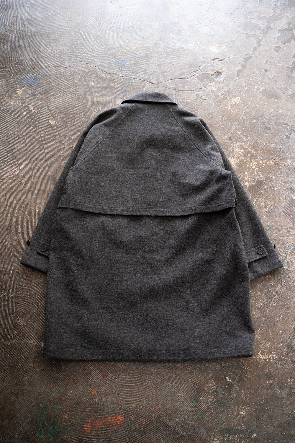 【25AW】ウール×ナイロンステンカラーコート(BROWN CHARCOAL)