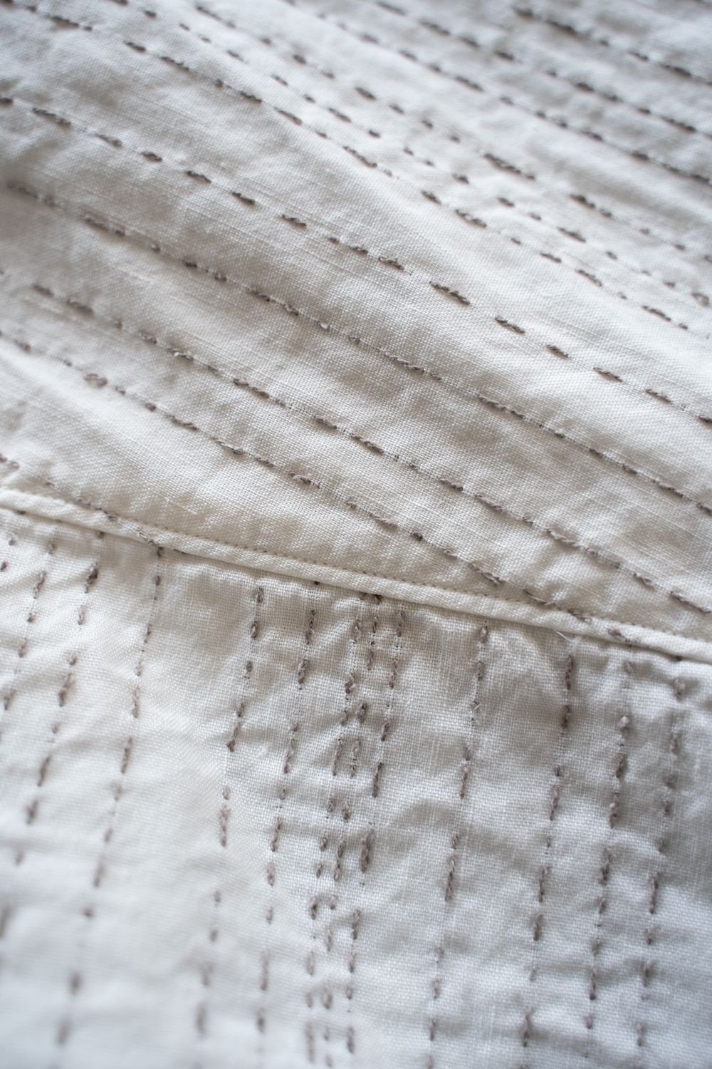 【ラスト1点】薄手刺し子織ジャケット(白)