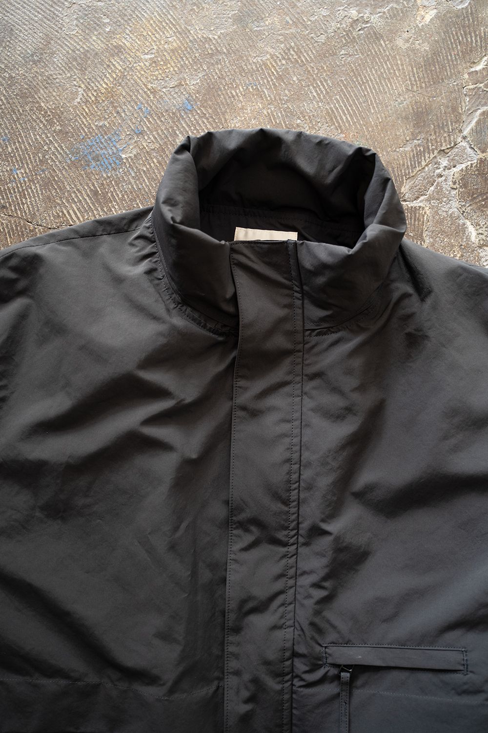 【ラスト1点】【24AW】撥水ポリエステルスタンドカラーブルゾン(INK BLACK)