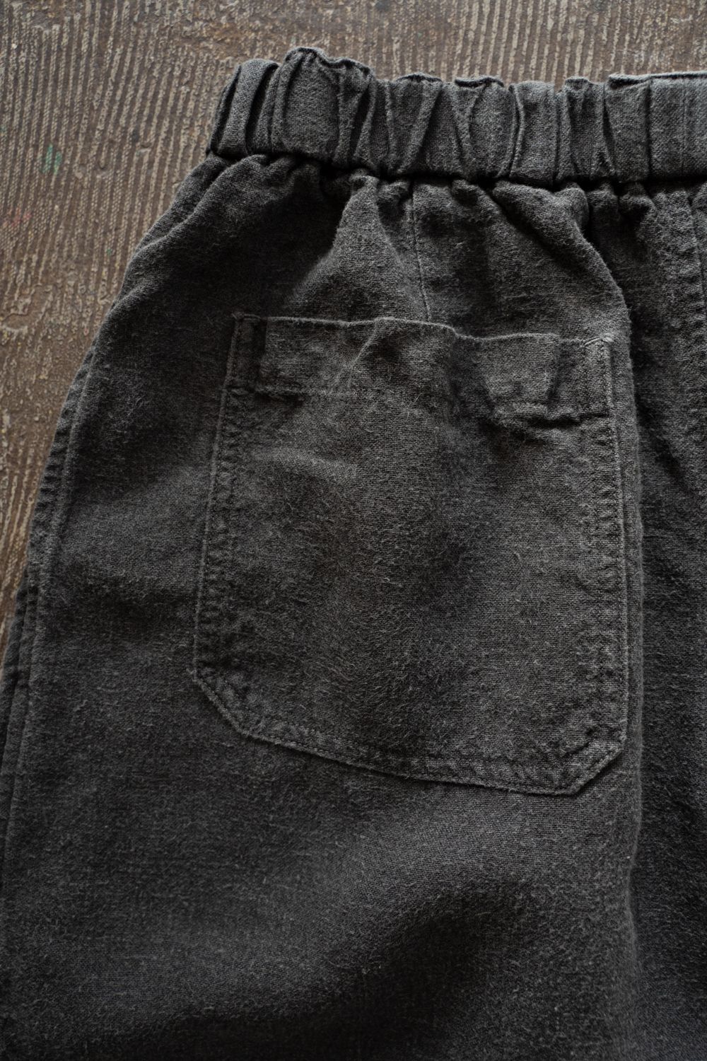 起毛大麻パンツ(炭)
