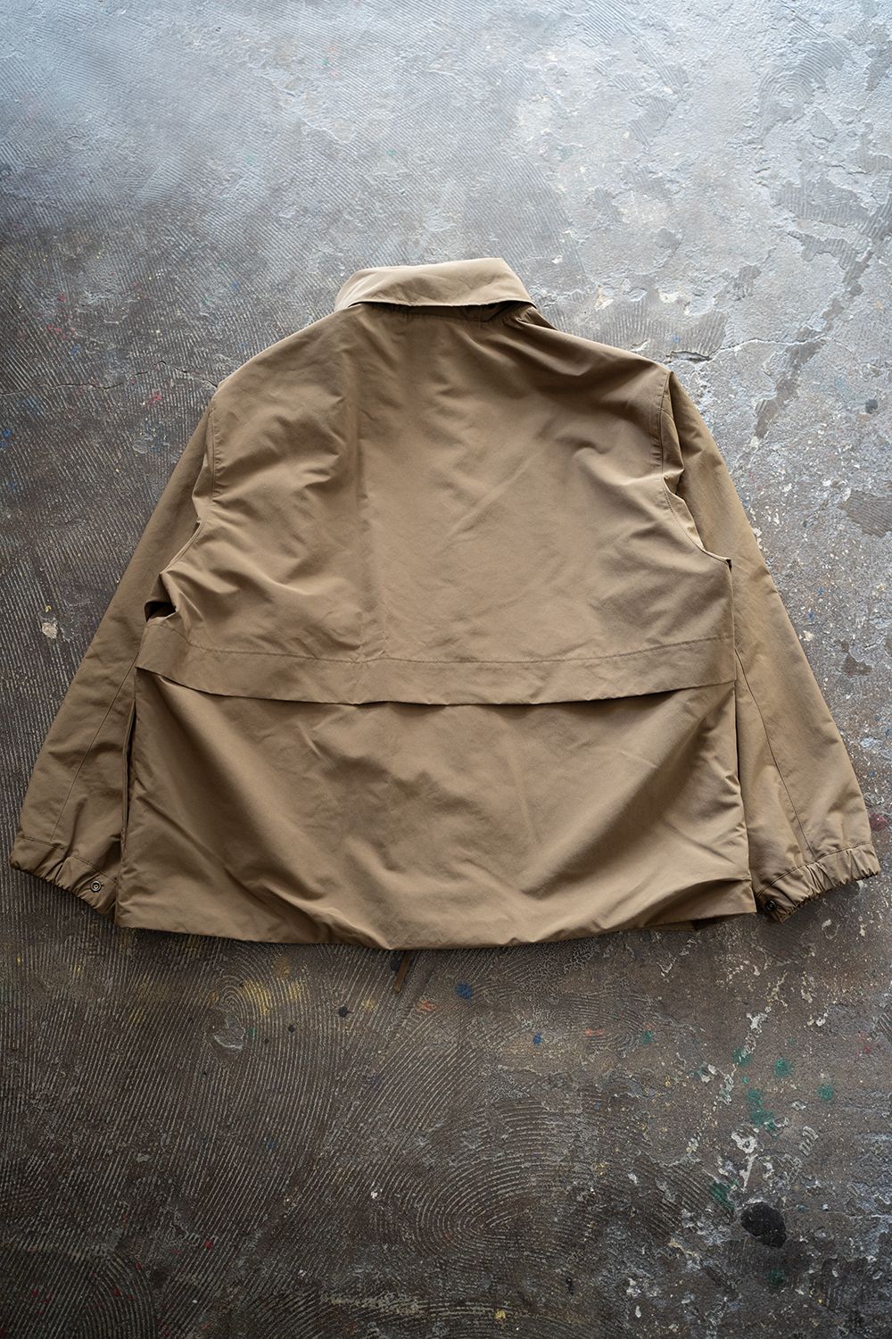 【ラスト1点】【24AW】撥水ポリエステルスタンドカラーブルゾン(CAMEL)