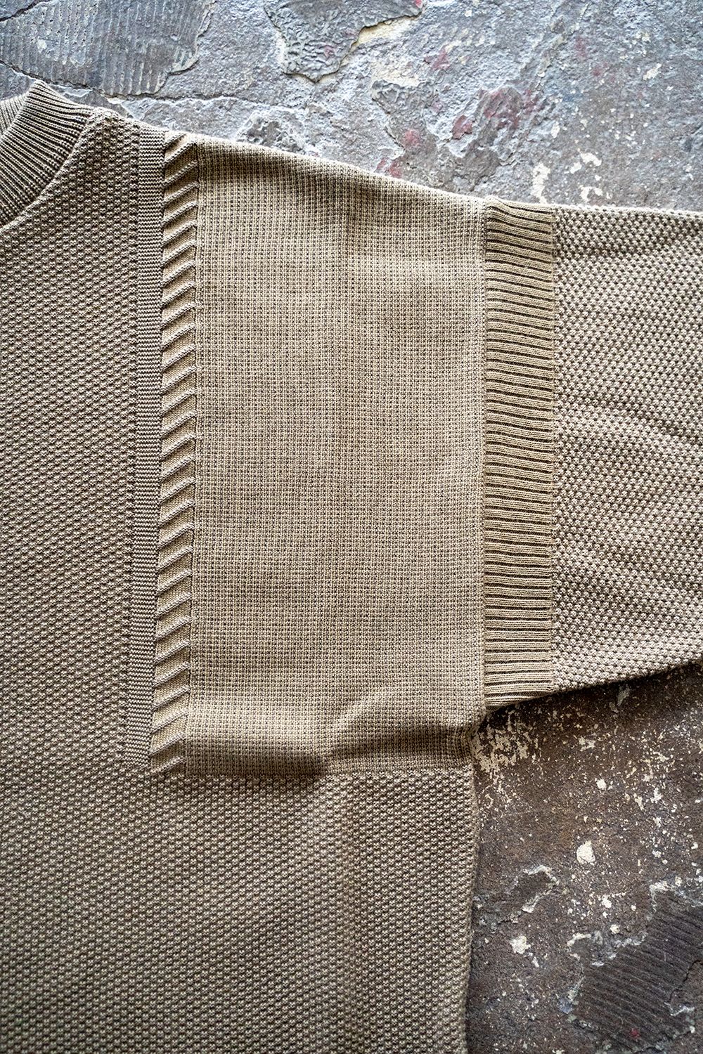 YASHIKI - 【22SS】Rekihama Knit(KHAKI BEIGE) | Salty