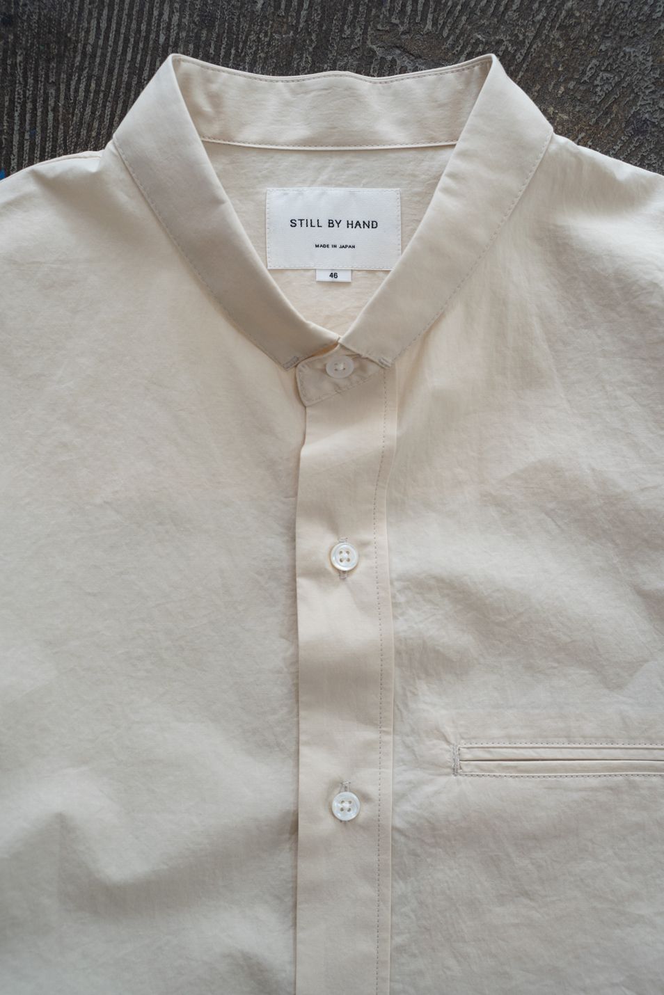 【26SS】極小襟コットン×リネンタイプライターシャツ(LIGHT BEIGE)