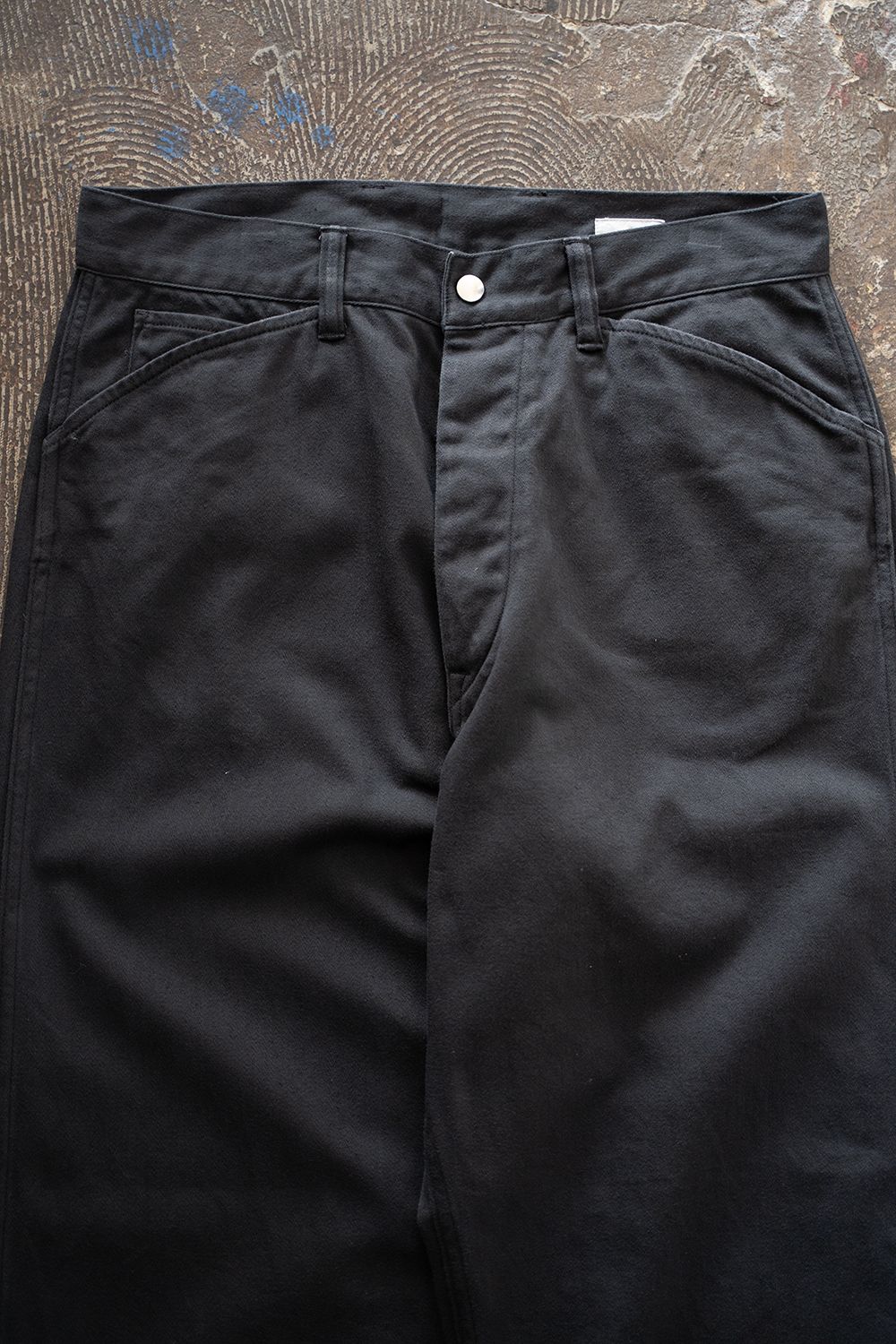 【26AW】Satin Frisco Pants(CHARCOAL)