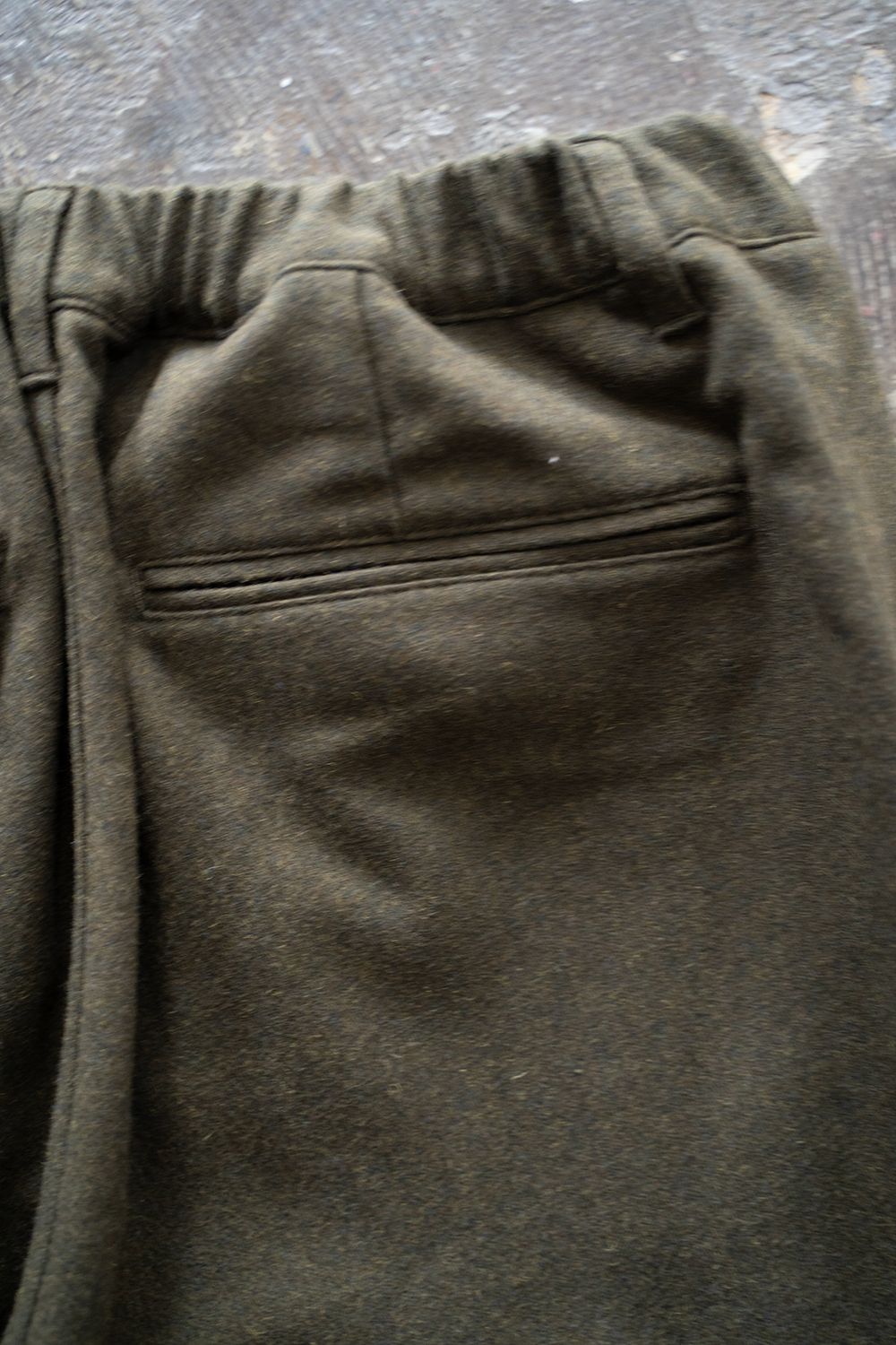 【ラスト1点】【24AW】ウールフラノニータックパンツ(OLIVE)