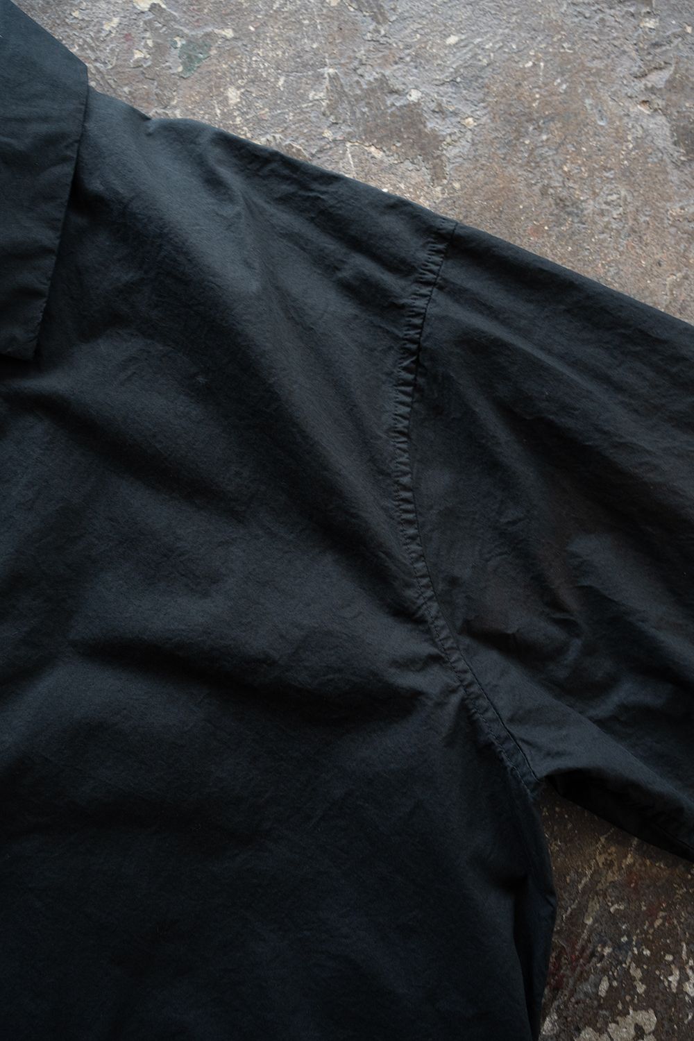 【26SS】ガーメントダイステンカラーハーフコート(BLACK NAVY)