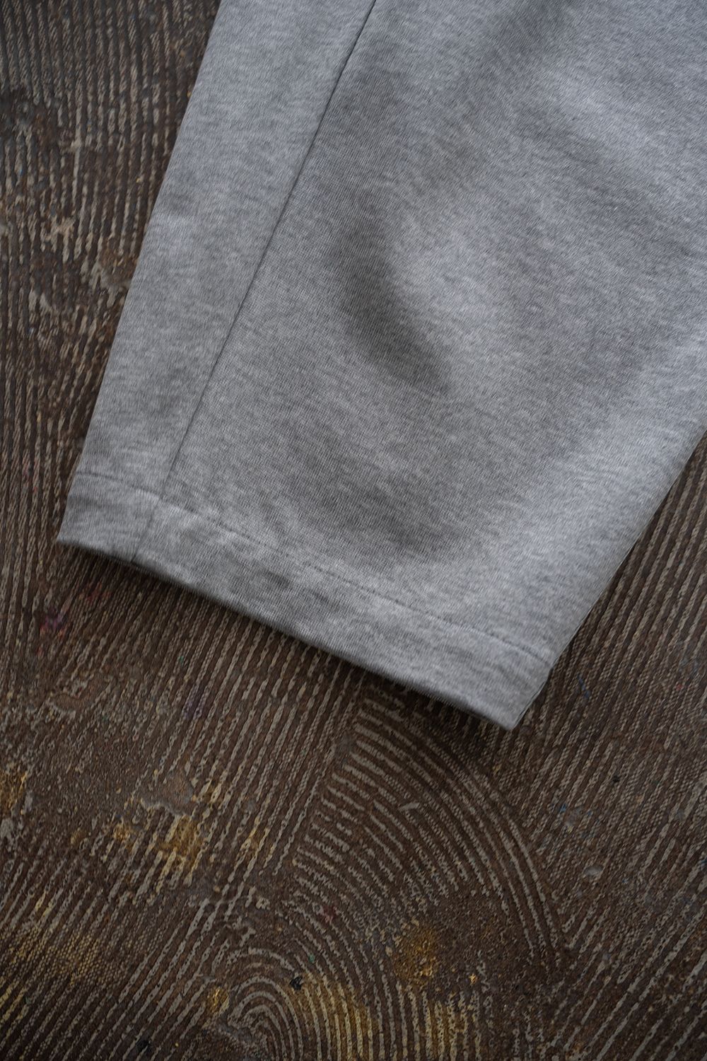 【26SS】コットンジャージータックイージーパンツ(MELANGE GREY)