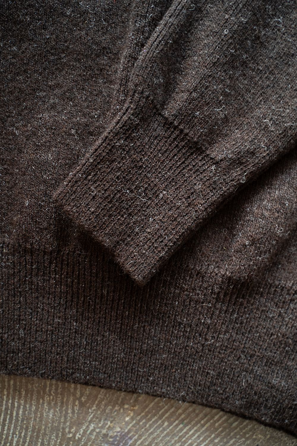 Hard twisted Shetlandwool GOB sweater(BROWN)