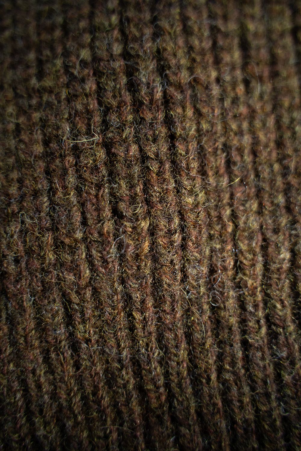 brushed yak/Shetland wool turtle neck sweater(KHAKI)