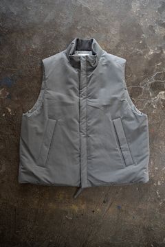 【24AW】撥水シンサレートスタンドカラーベスト(BLUE GRAY)