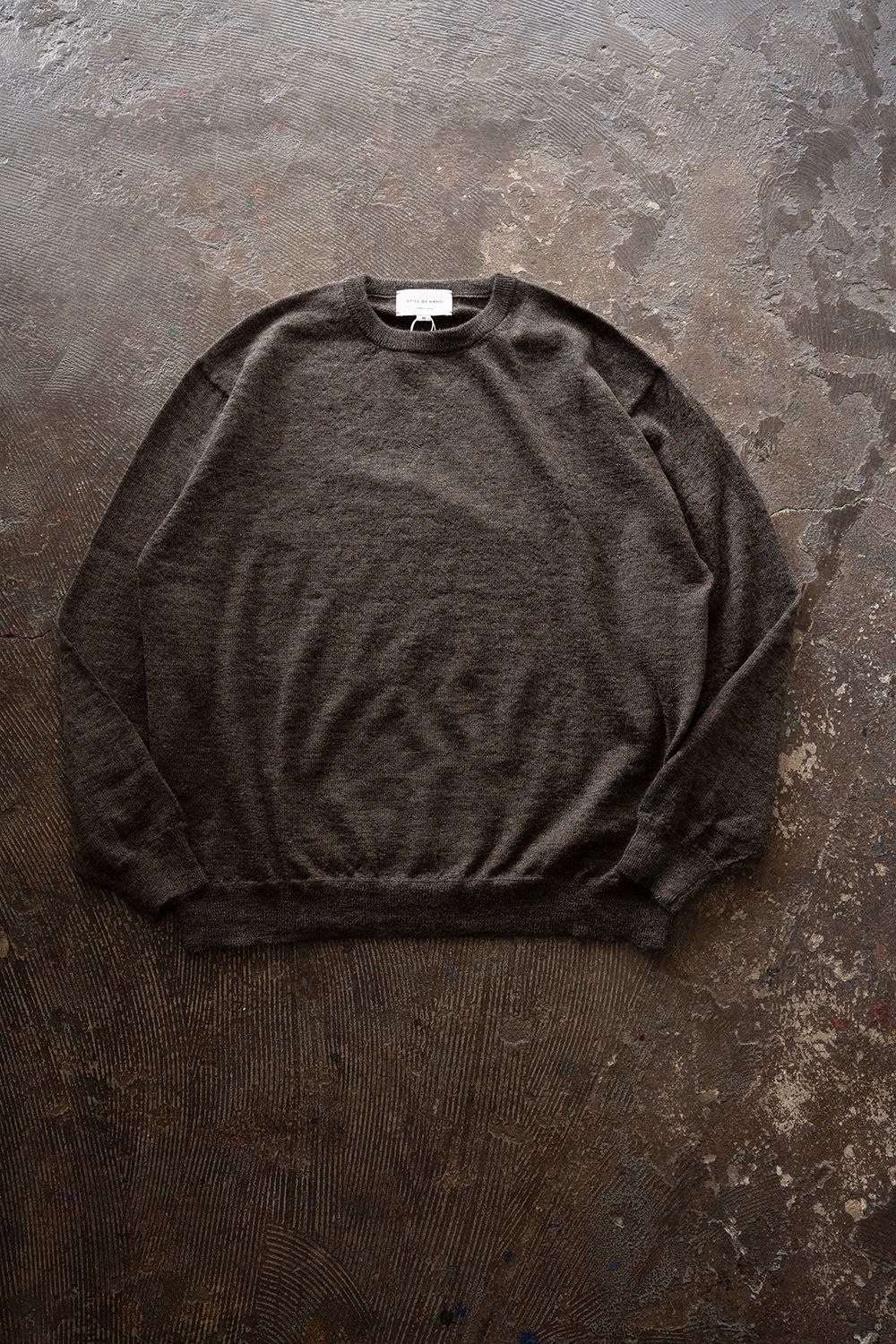 【26AW】エクストラキッドモヘア12Gニット(ASH BROWN)
