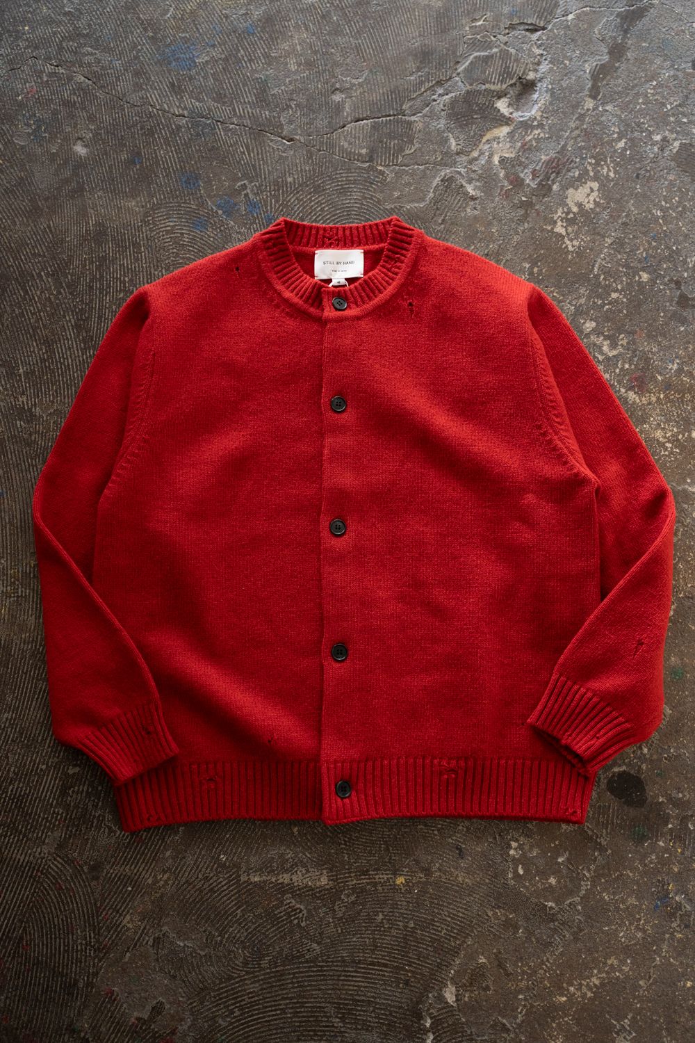 【26AW】ダメージクルーネックカーディガン(VERMILION RED)