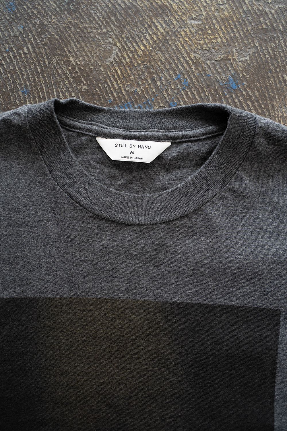 【ラスト1点】【25SS】グラフィックTシャツ(CHARCOAL)
