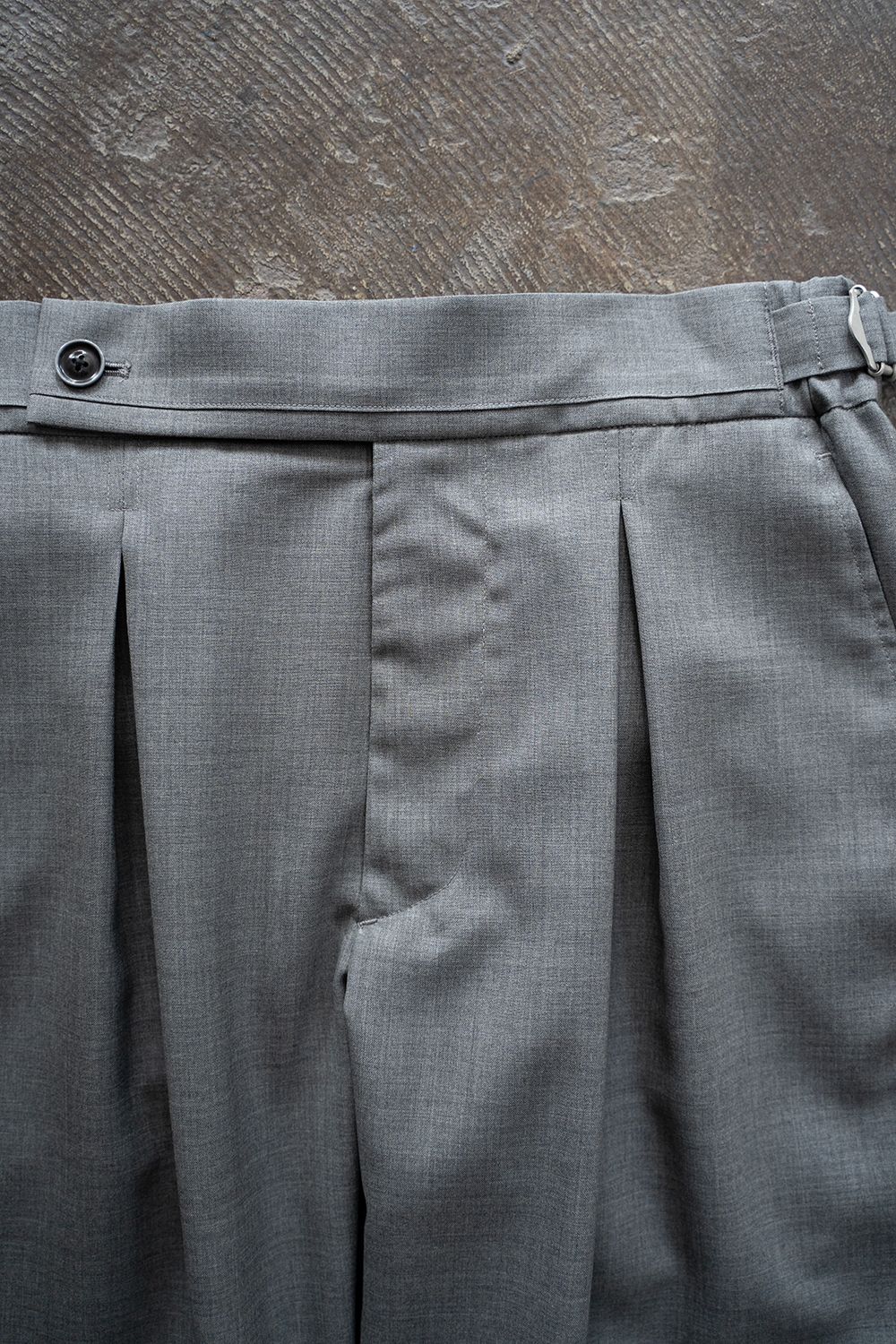 【ラスト1点】【24SS】2-Tack Wool Tropical Trousers/2タックウールトロピカルトラウザーズ(GRAY)