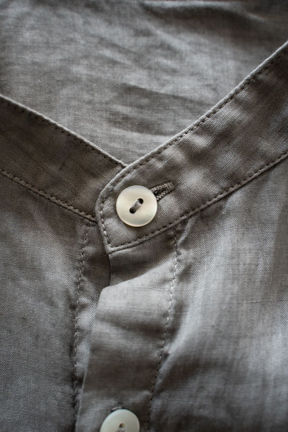 ラミーシルクシャツ(松煙)