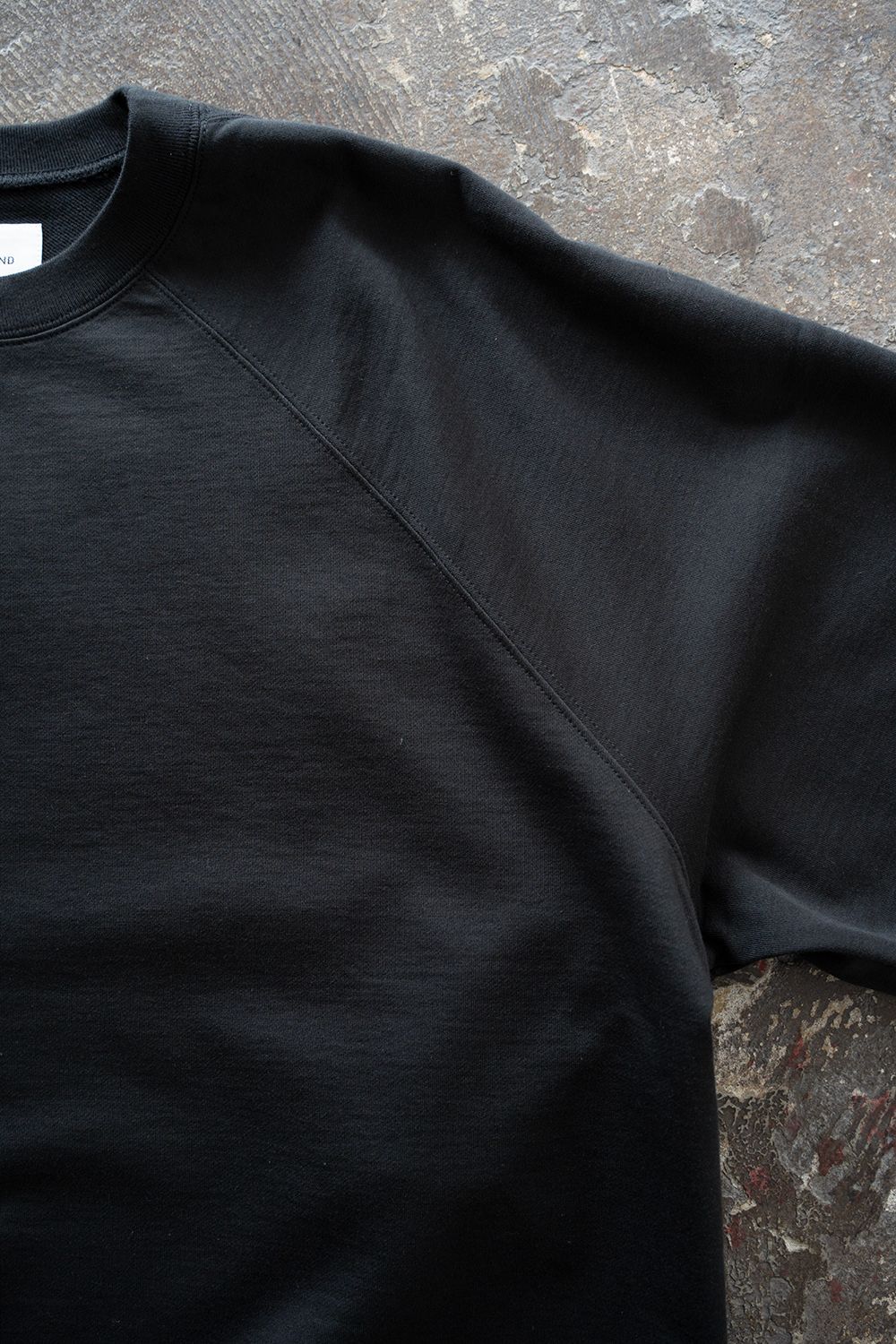 【ラスト1点】【26AW】ラグランスリーブプルオーバースウェット(INK BLACK)