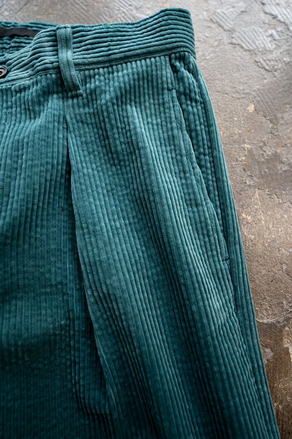 【ラスト1点】【20AW】Seersucker Cord Tuck Pants/シアサッカーコーデュロイタックパンツ(GREEN)