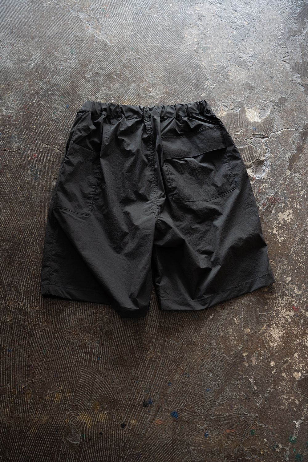 【26SS】ストレッチナイロンハーフパンツ(CHARCOAL)