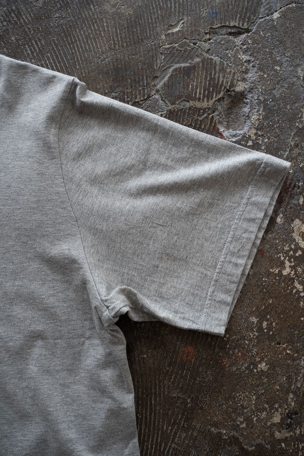 【ラスト1点】【25SS】バックプリントTシャツ(HEATHER GRAY)