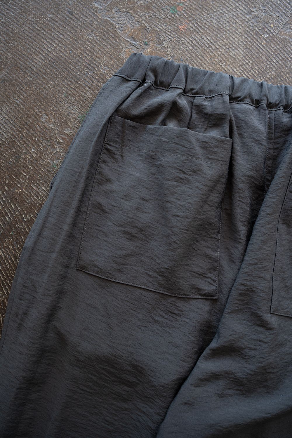 【26SS】レーヨン×リネンイージーパンツ(SLATE GRAY)