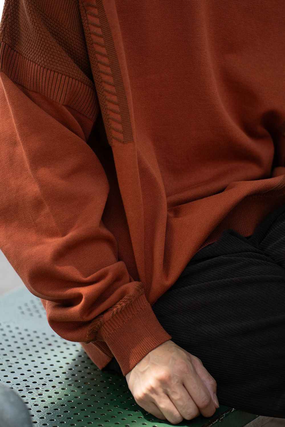 【ラスト1点】【24AW】Ryoshu V Neck Knit(ORANGE)