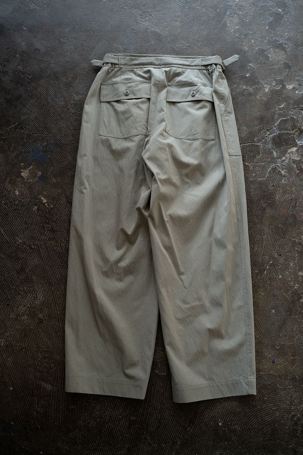 SAYATOMO - 【ラスト1点】【24SS】2-Tack Cotton Nylon Baker Pants/2タックコットンナイロンベイカーパンツ(KHAKI)  | Salty