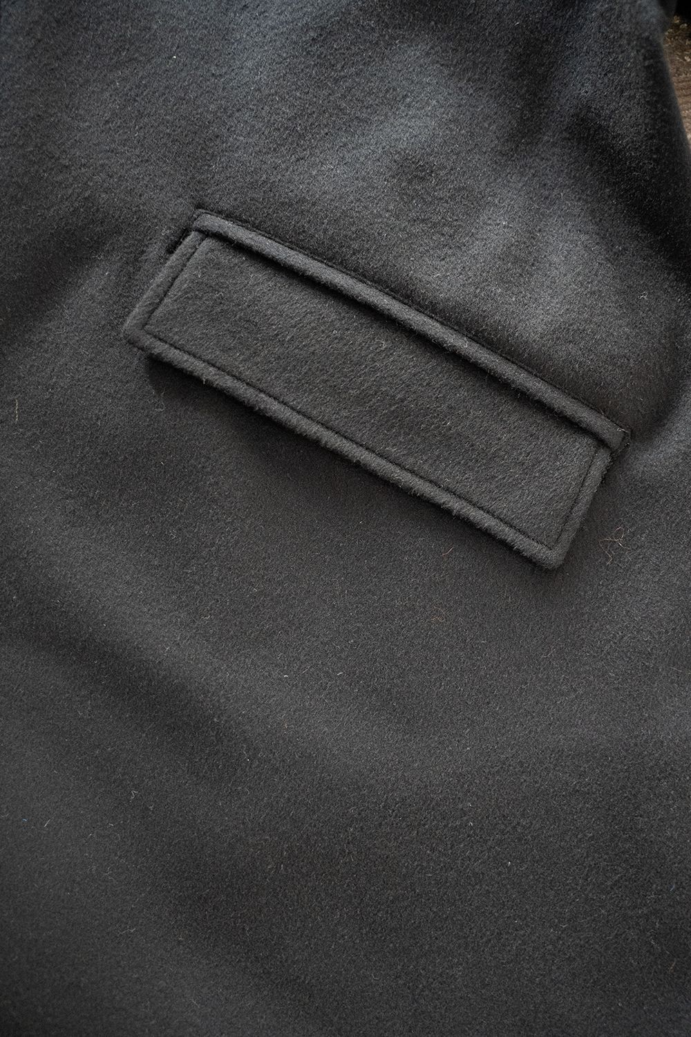 【ラスト1点】【22AW】ラムウールローデンクロスコート(BLACK)
