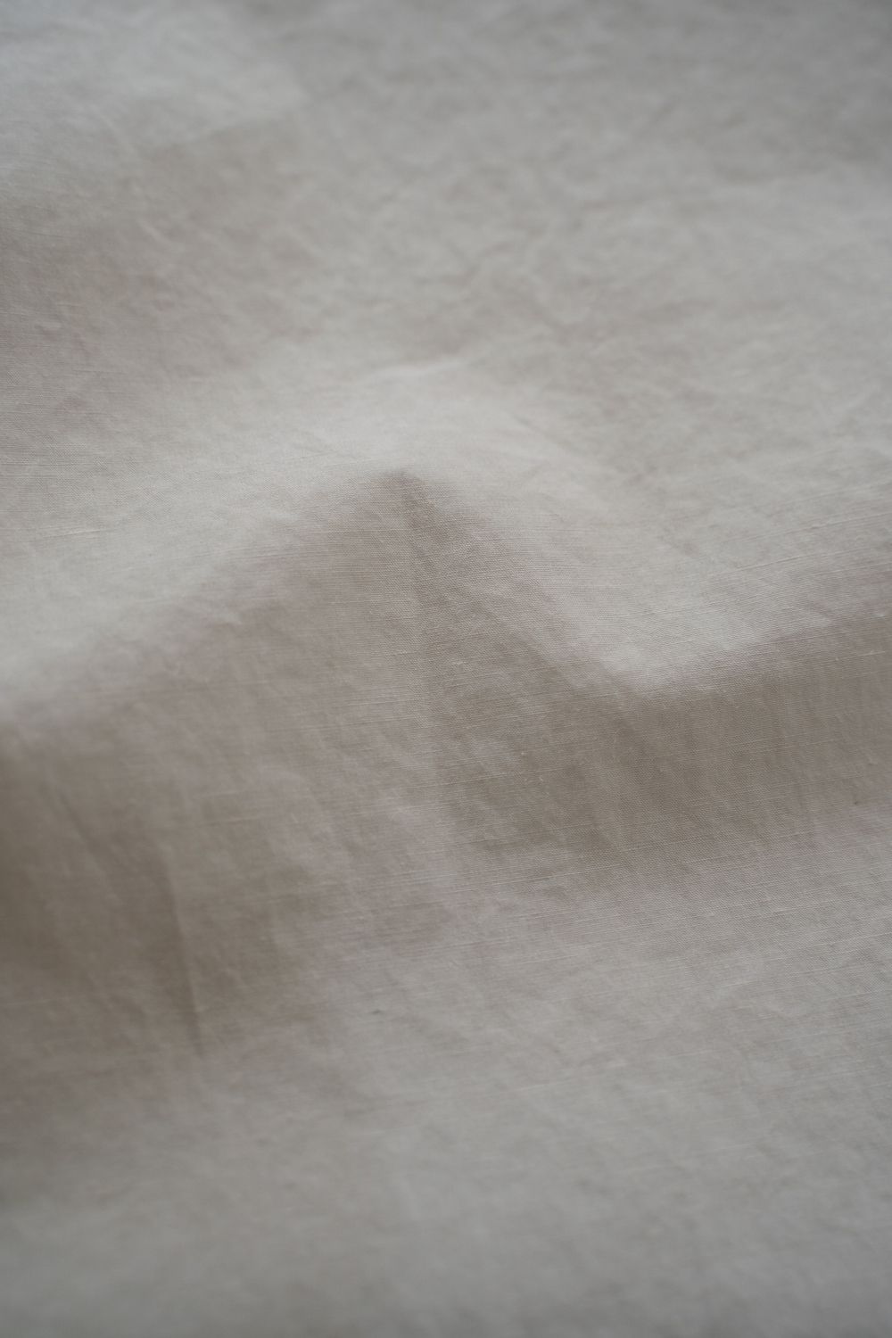 【26SS】極小襟コットン×リネンタイプライターシャツ(LIGHT BEIGE)