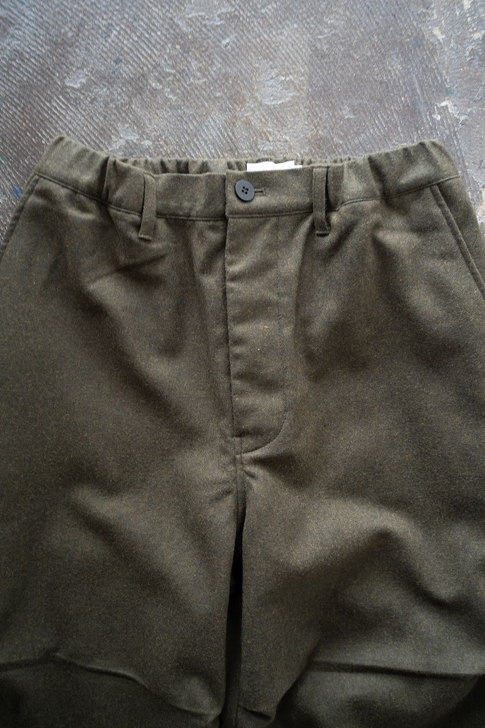 【ラスト1点】【24AW】ウールフラノニータックパンツ(OLIVE)
