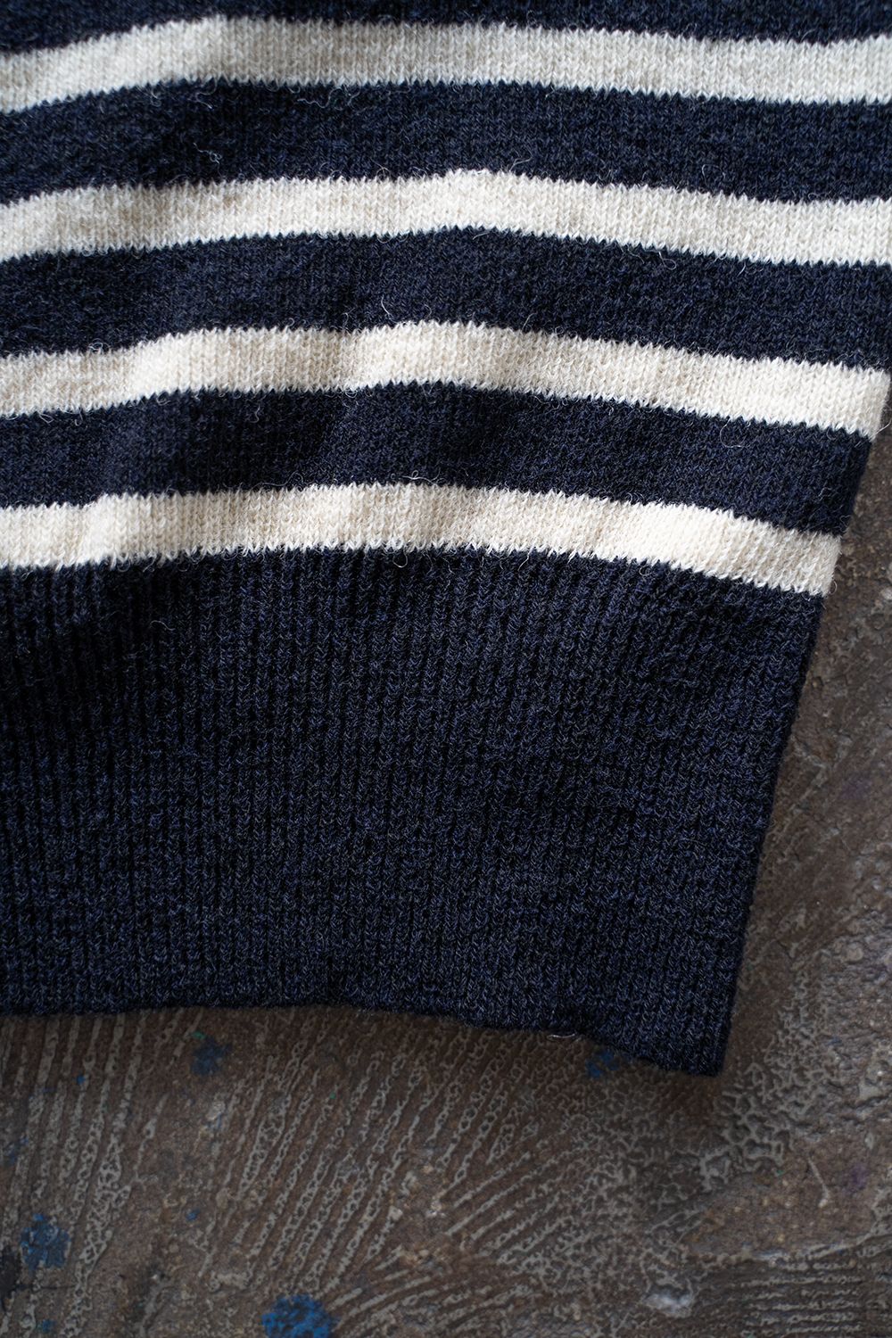 Hard twisted Shetlandwool GOB sweater(NAVY×WHITE)