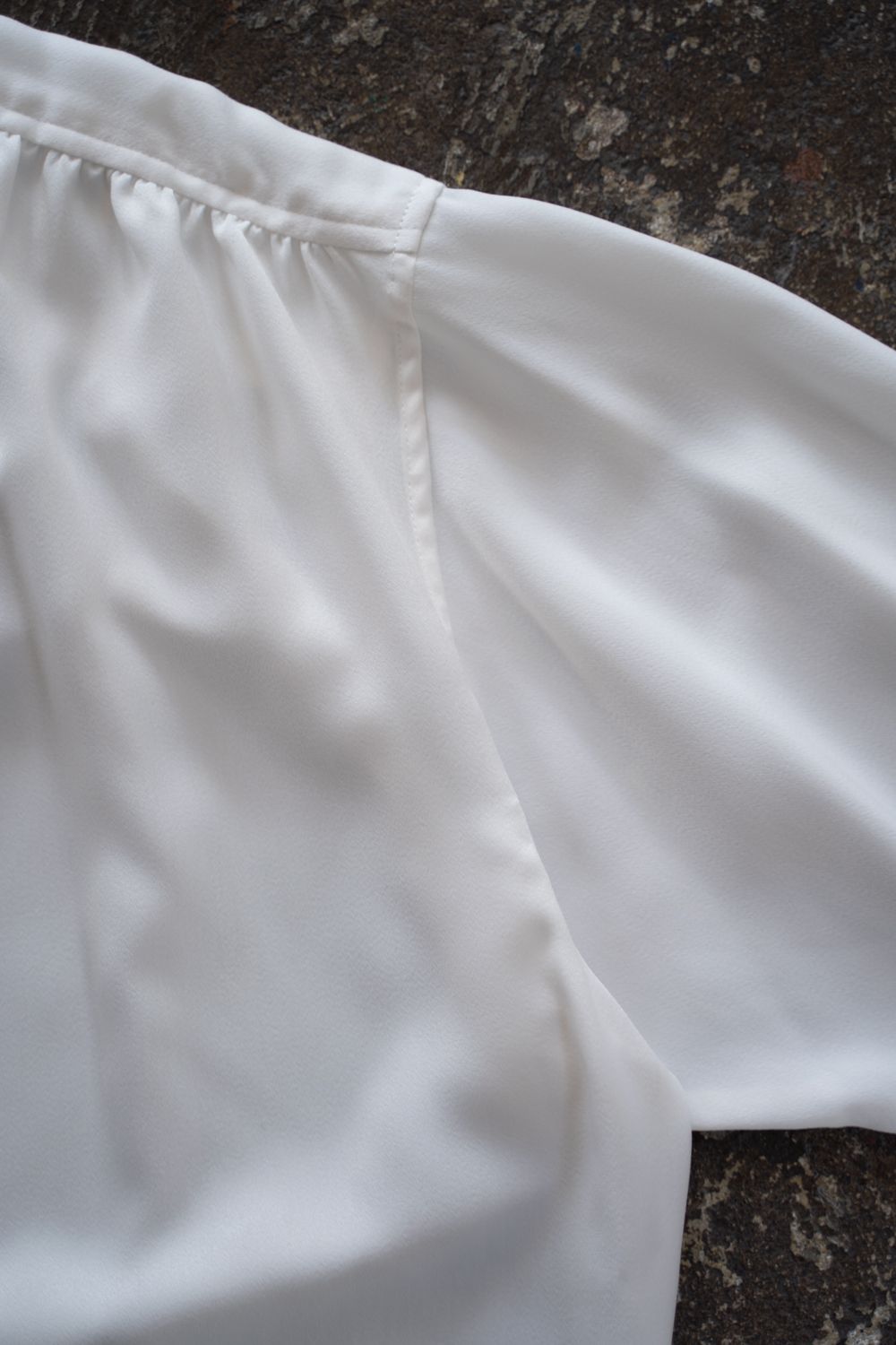 【ラスト1点】【26AW】Hush Gather L/S Shirt/ハッシュギャザーロングスリーブシャツ(WHITE)