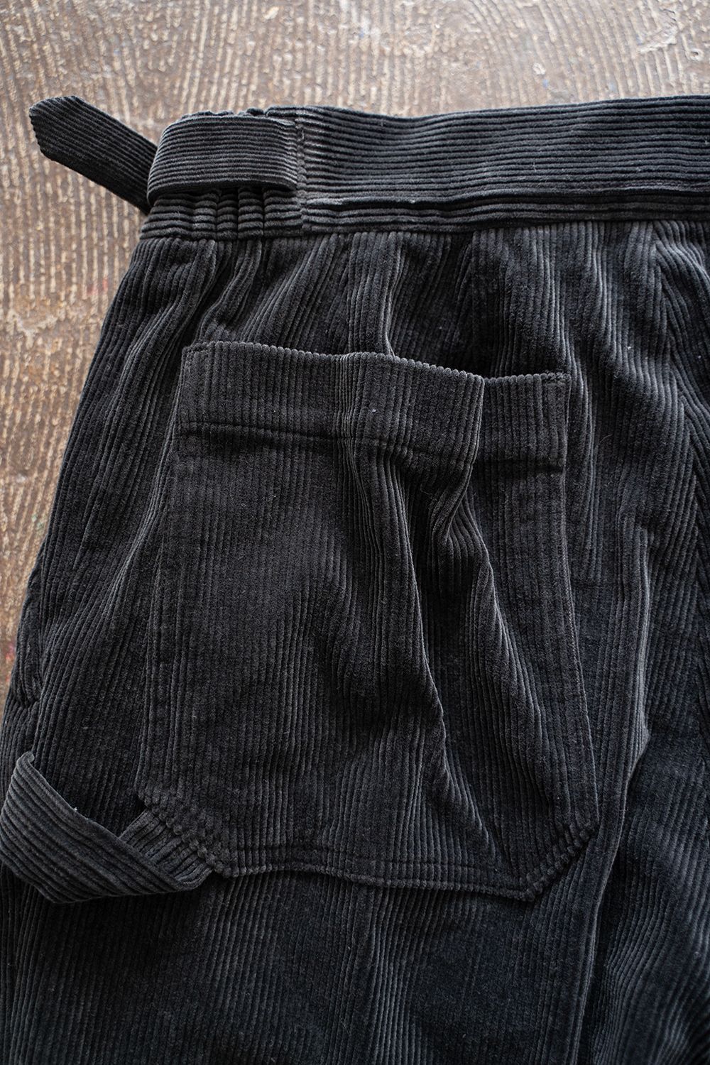 【ラスト1点】2-Tack Corduroy Painter Pants/2タックコーデュロイペインターパンツ(CHARCOAL)