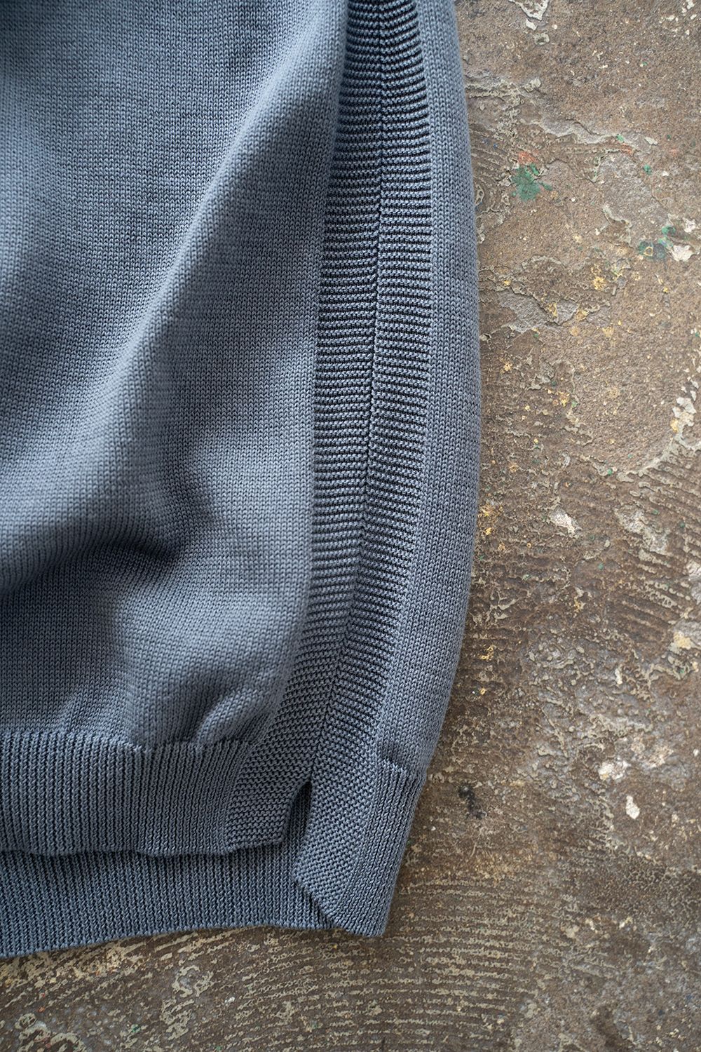 【ラスト1点】【23SS】擬麻コットンニットベスト(SLATE GRAY)
