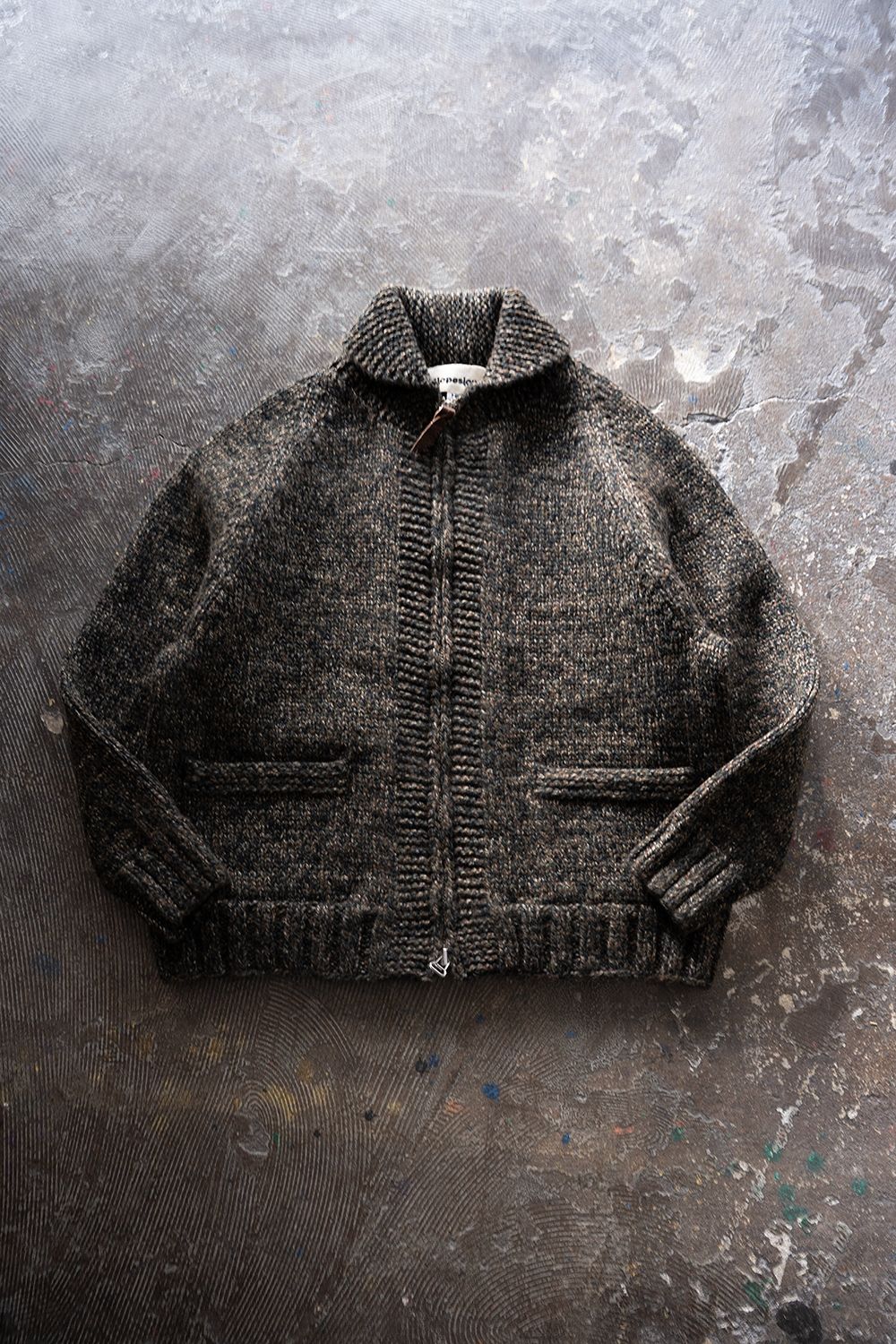 【Sサイズ】yak/lambs multi ply HAND KNITTING cowichan sweater(CAMO)